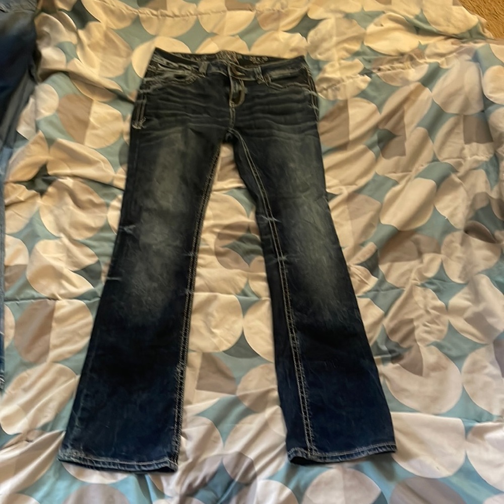 Buckle jeans